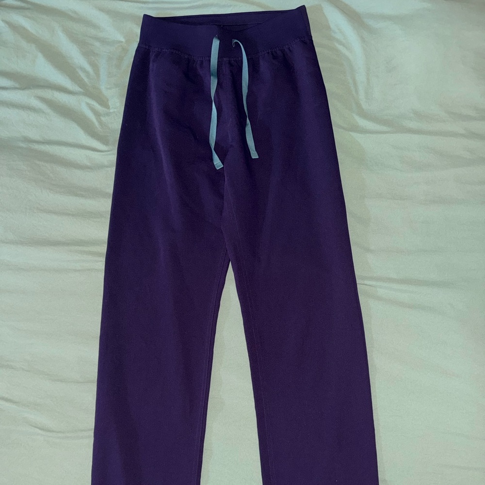 Figs Livingston Pants XS-TALL in Rich Purple